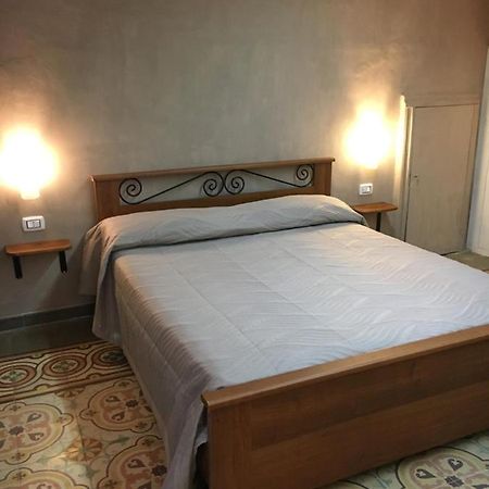 فندق Casa Cortes غروتاليي المظهر الخارجي الصورة